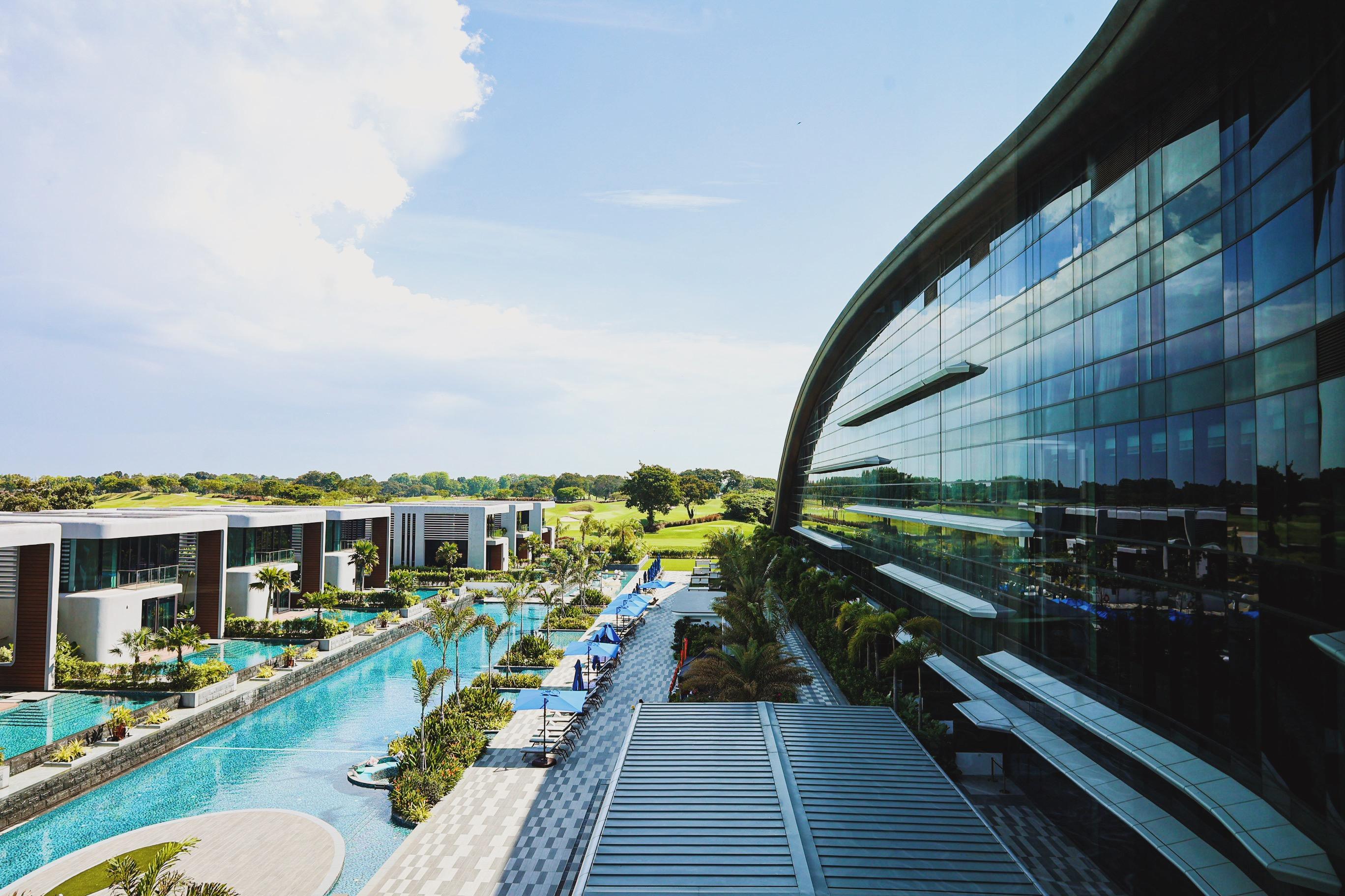 Dusit Thani Laguna سنغافورة المظهر الخارجي الصورة The clubhouse at Laguna Golf, Philippines