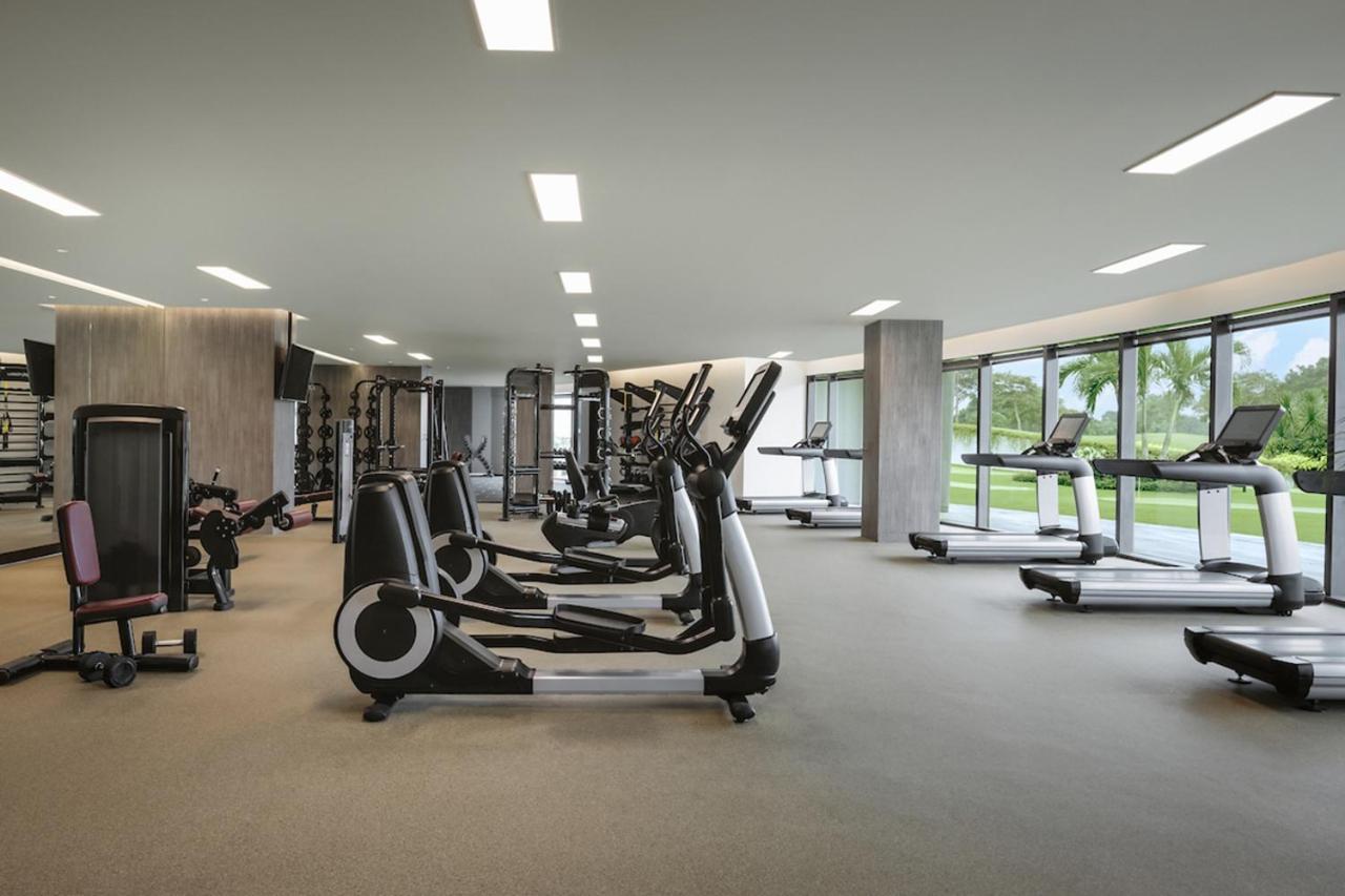 Dusit Thani Laguna سنغافورة المظهر الخارجي الصورة The gym at the Ritz-Carlton, Maldives